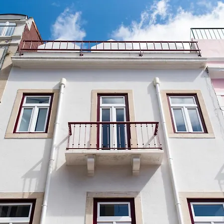 Amaro Ii - Sleek 2 Bedroom In Alcantara Lissabon
