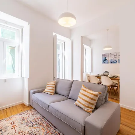 Amaro Ii - Sleek 2 Bedroom In Alcantara * Lissabon